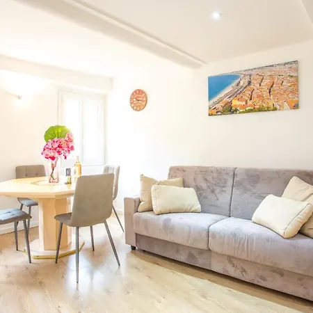 Le Malonat - Spacieux F3, Large Balcon, Climatisation, Vieux-nice Apartment